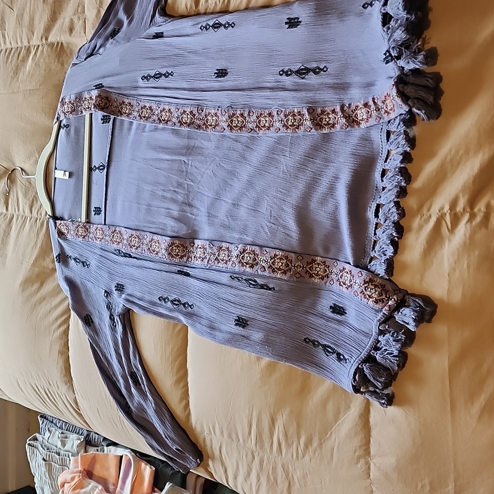 Xhilaration Lavender Kimono